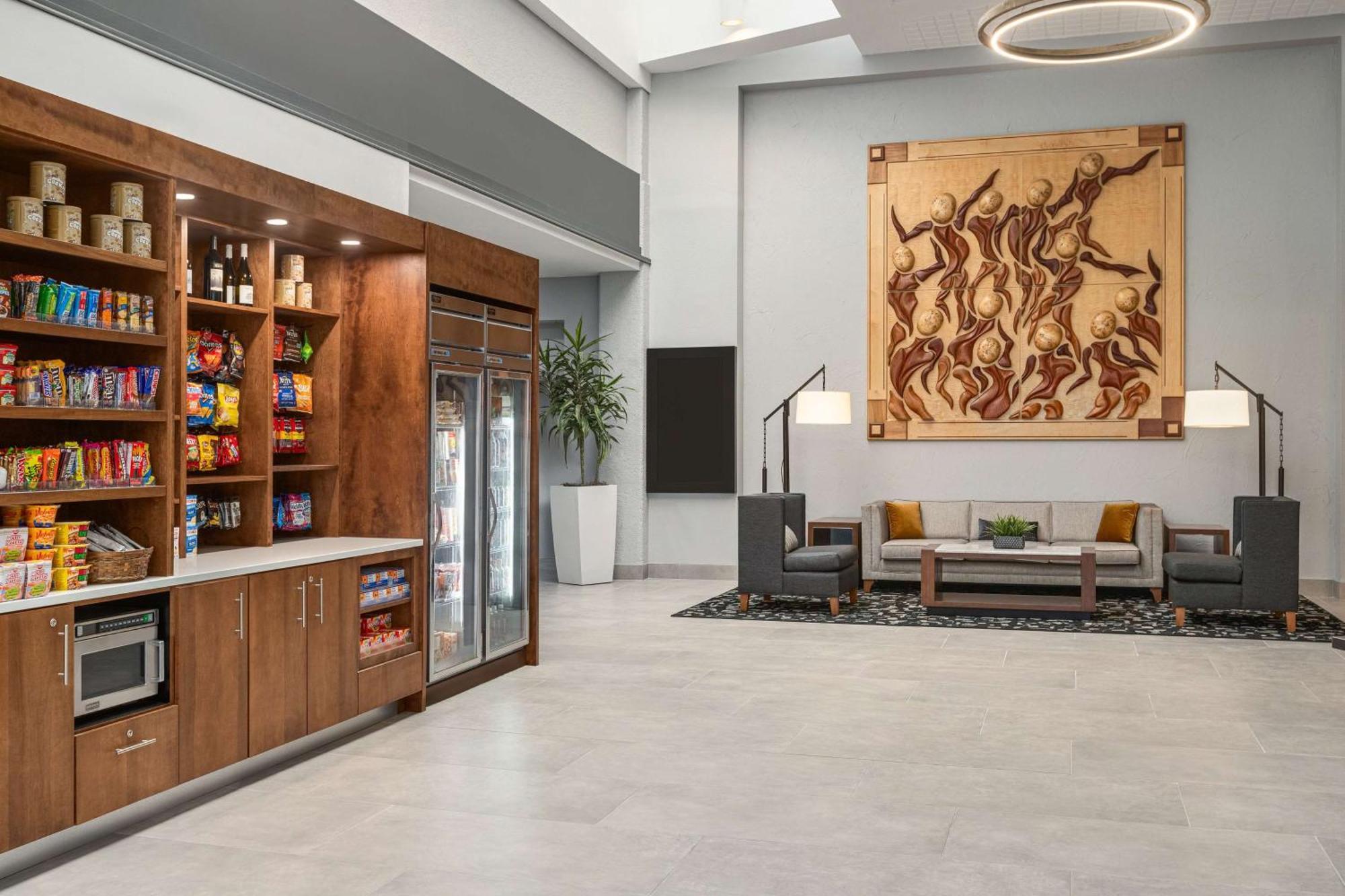 Doubletree By Hilton Fort Myers At Bell Tower Shops Eksteriør billede